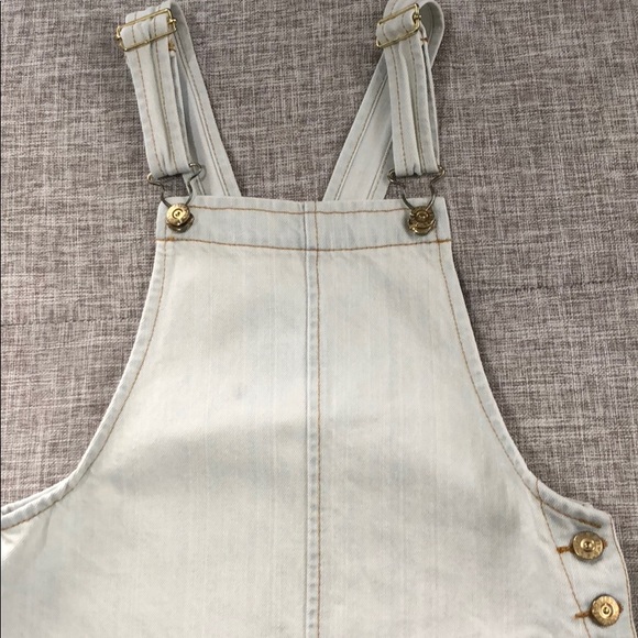 Overall - Picture 2 of 3